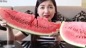 程女士海外一打三吃瓜网,一打三吃瓜，揭秘异国风云